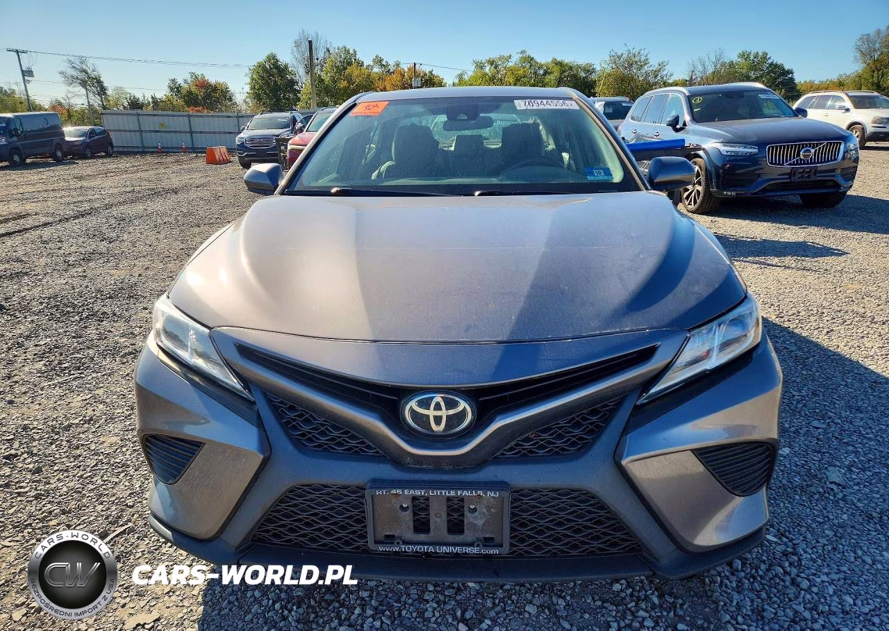 2020 Toyota Camry Se VIN:4T1G11AK4LU509082 - 5
