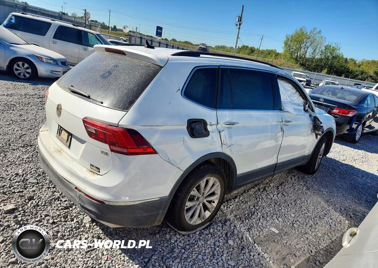 2018 Volkswagen Tiguan Se VIN:3VV3B7AX0JM014279 - 3
