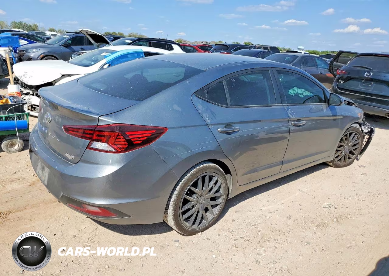 2019 Hyundai Elantra Se VIN:KMHD74LF7KU794572 - 3