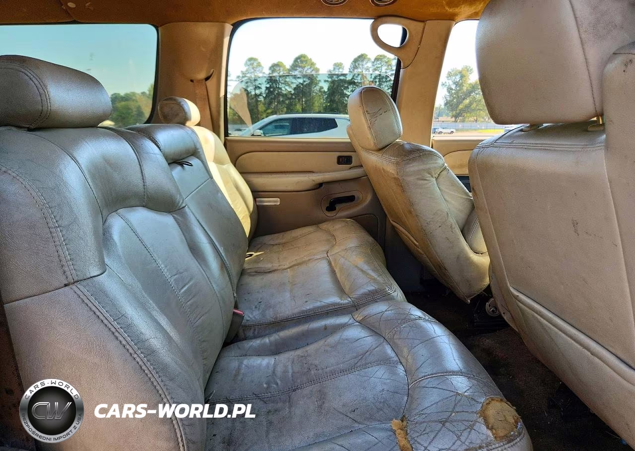 2002 Chevrolet Suburban C1500 VIN:3GNEC16Z32G344582 - 11