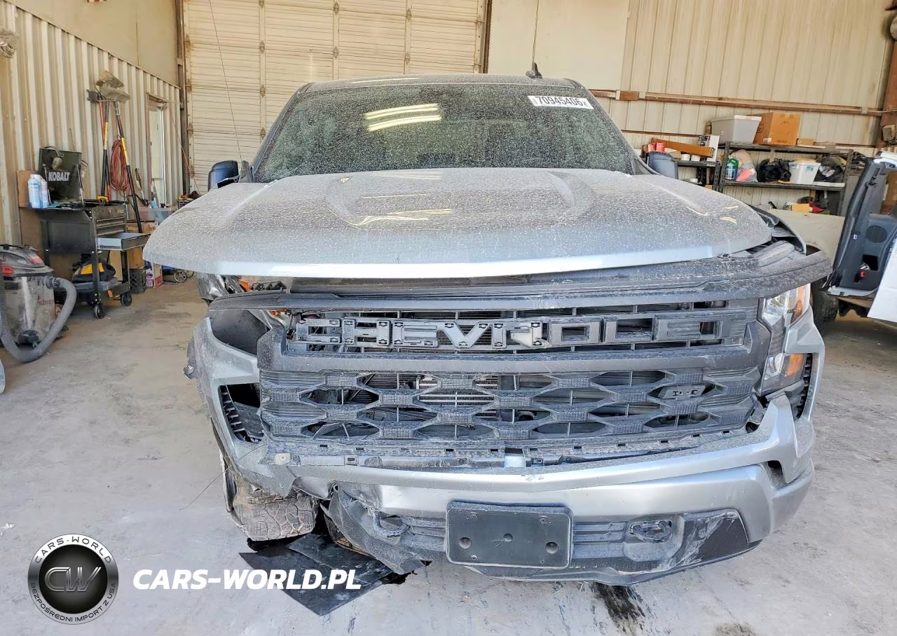 2025 Chevrolet Silverado C1500 Custom VIN:1GCRABEK2SZ113893 - 5