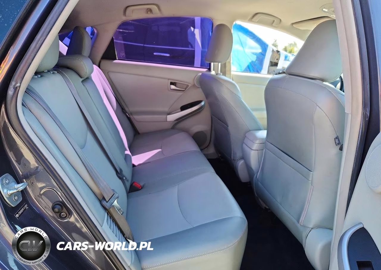 2012 Toyota Prius Four VIN:JTDKN3DU9C1614004 - 10