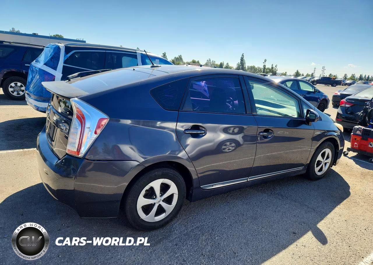2012 Toyota Prius Four VIN:JTDKN3DU9C1614004 - 3