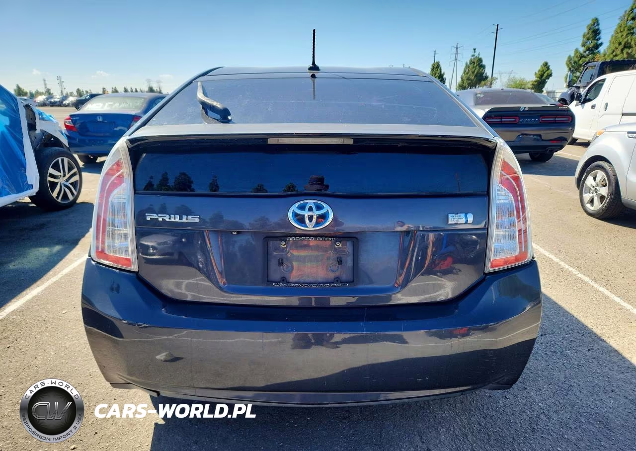 2012 Toyota Prius Four VIN:JTDKN3DU9C1614004 - 6