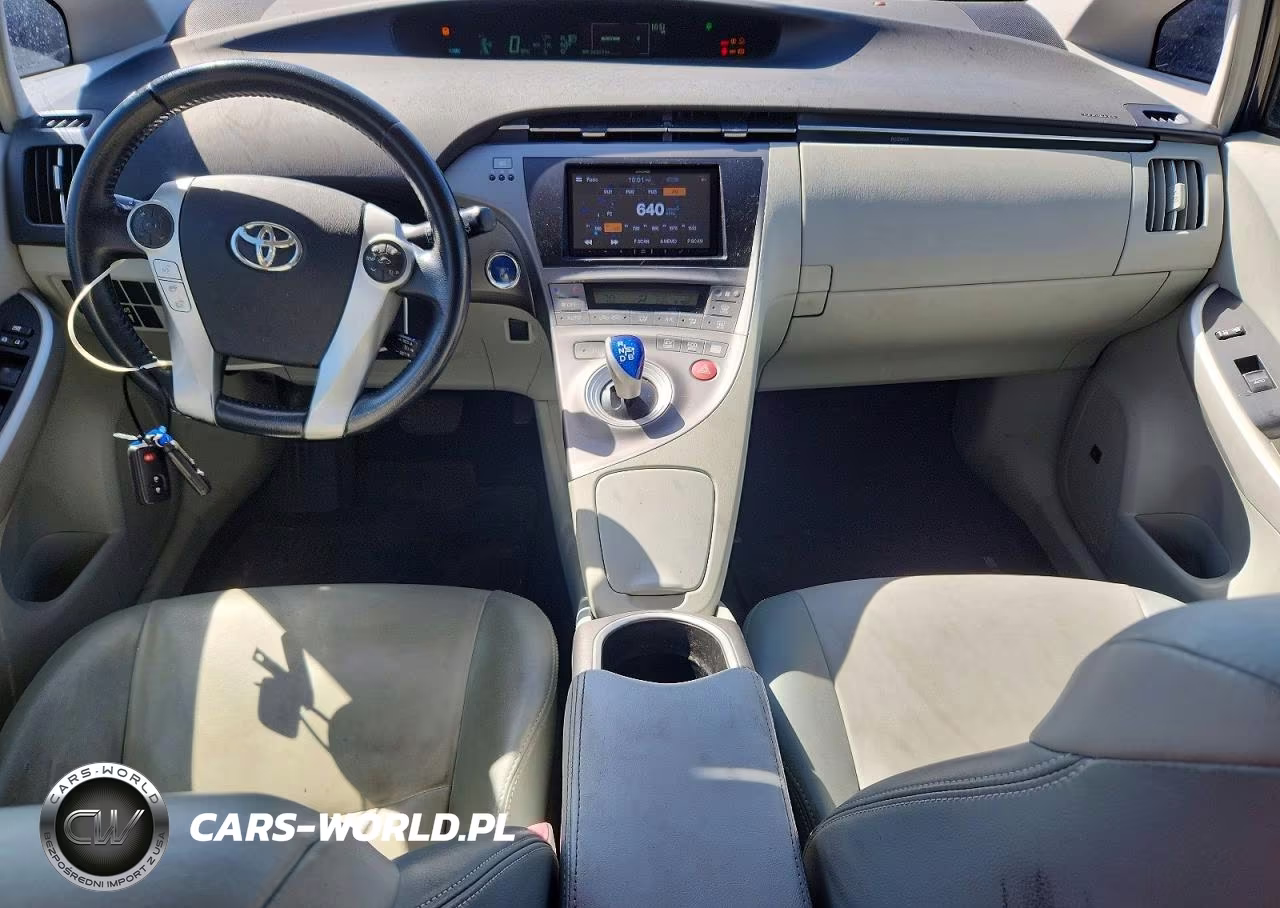 2012 Toyota Prius Four VIN:JTDKN3DU9C1614004 - 8