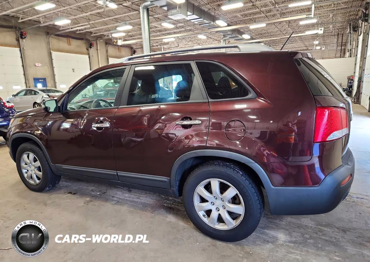 2011 Kia Sorento Lx VIN:5XYKT3A12BG067611 - 2