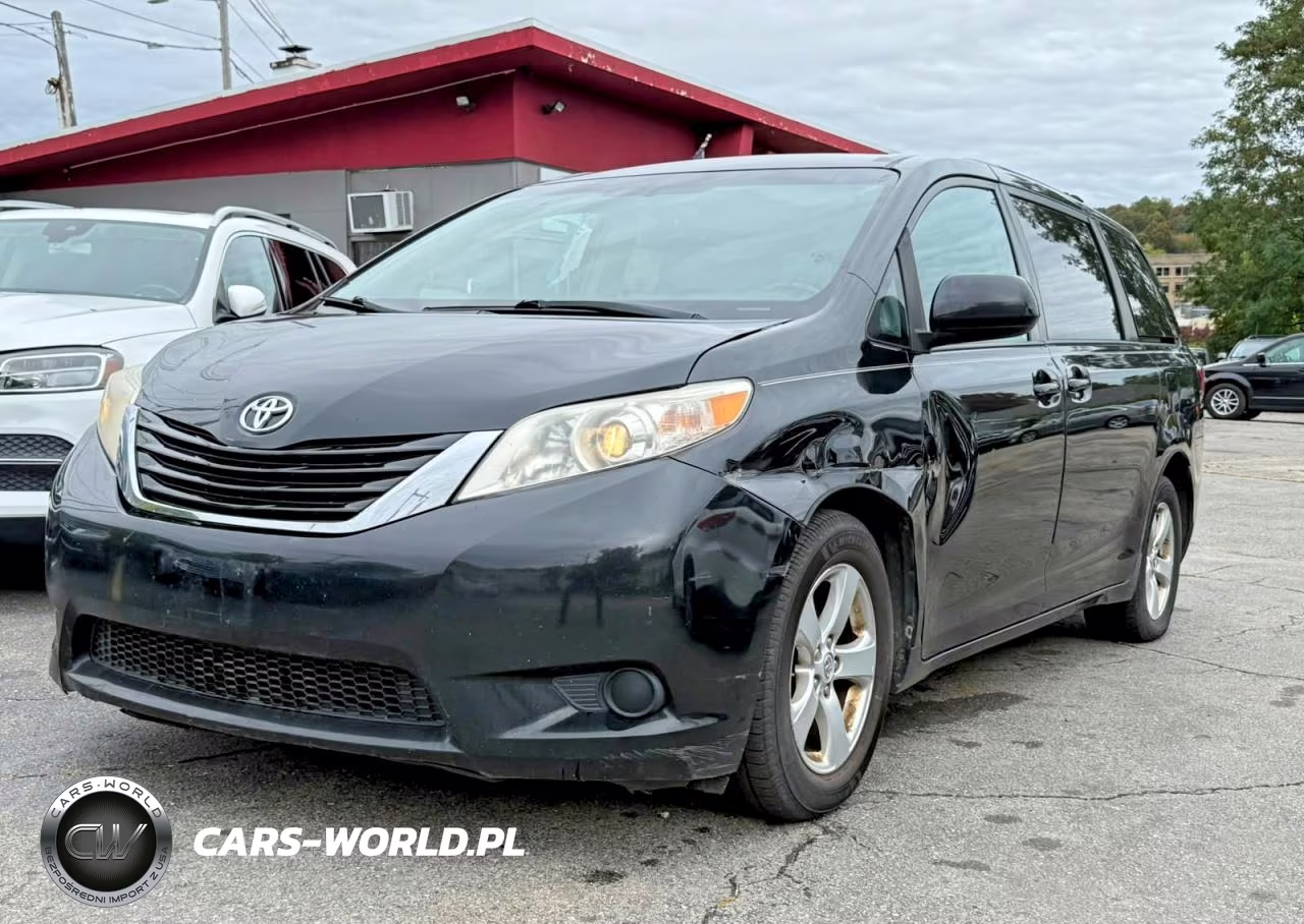 2017 Toyota Sienna Le VIN:5TDKZ3DC2HS827477 - 1