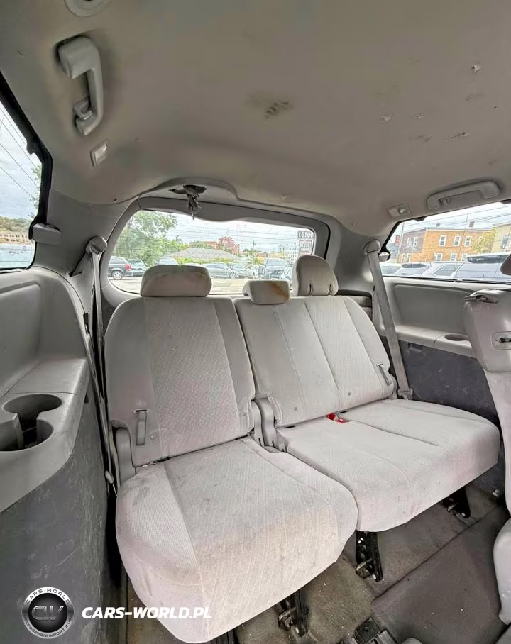 2017 Toyota Sienna Le VIN:5TDKZ3DC2HS827477 - 5