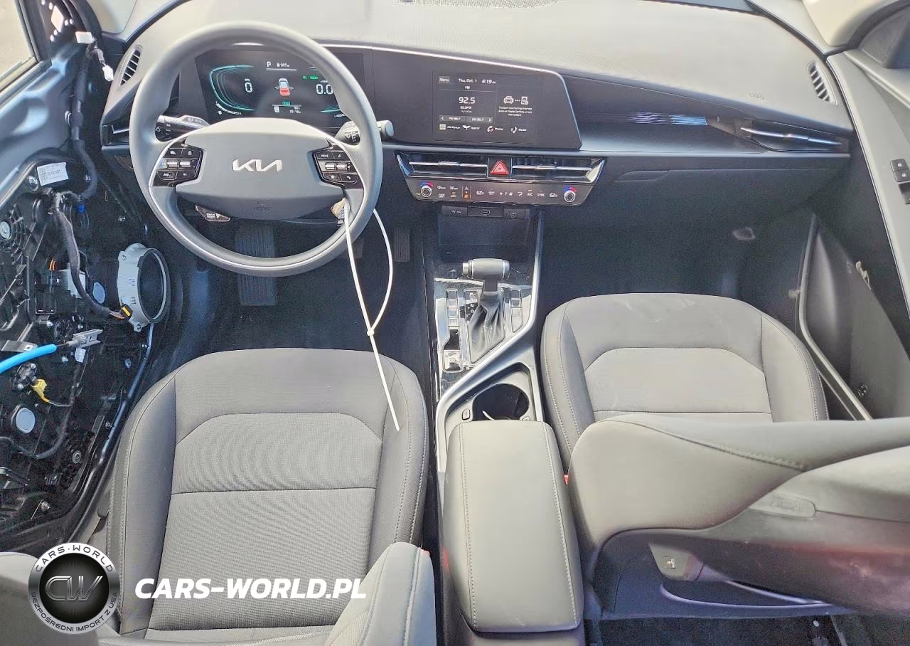 2026 Kia Niro Lx VIN:KNDCP3LE9T5331023 - 8