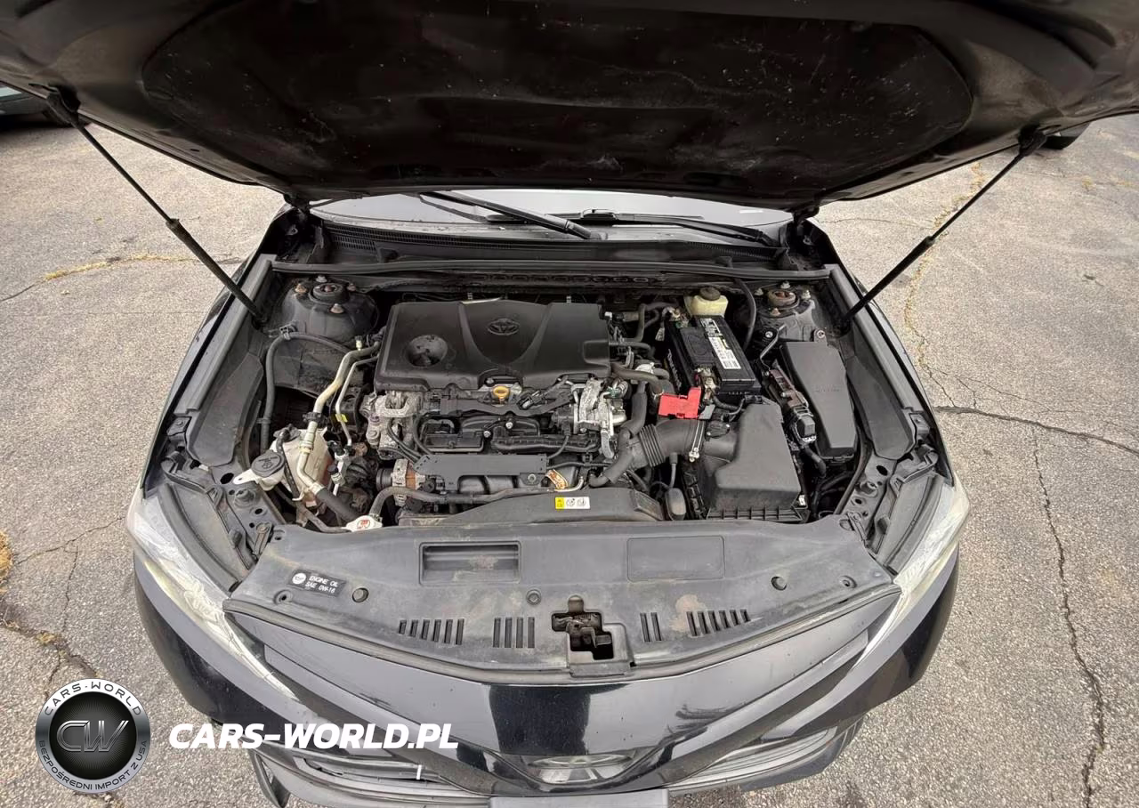 2018 Toyota Camry Le VIN:4T1B11HK3JU045926 - 8