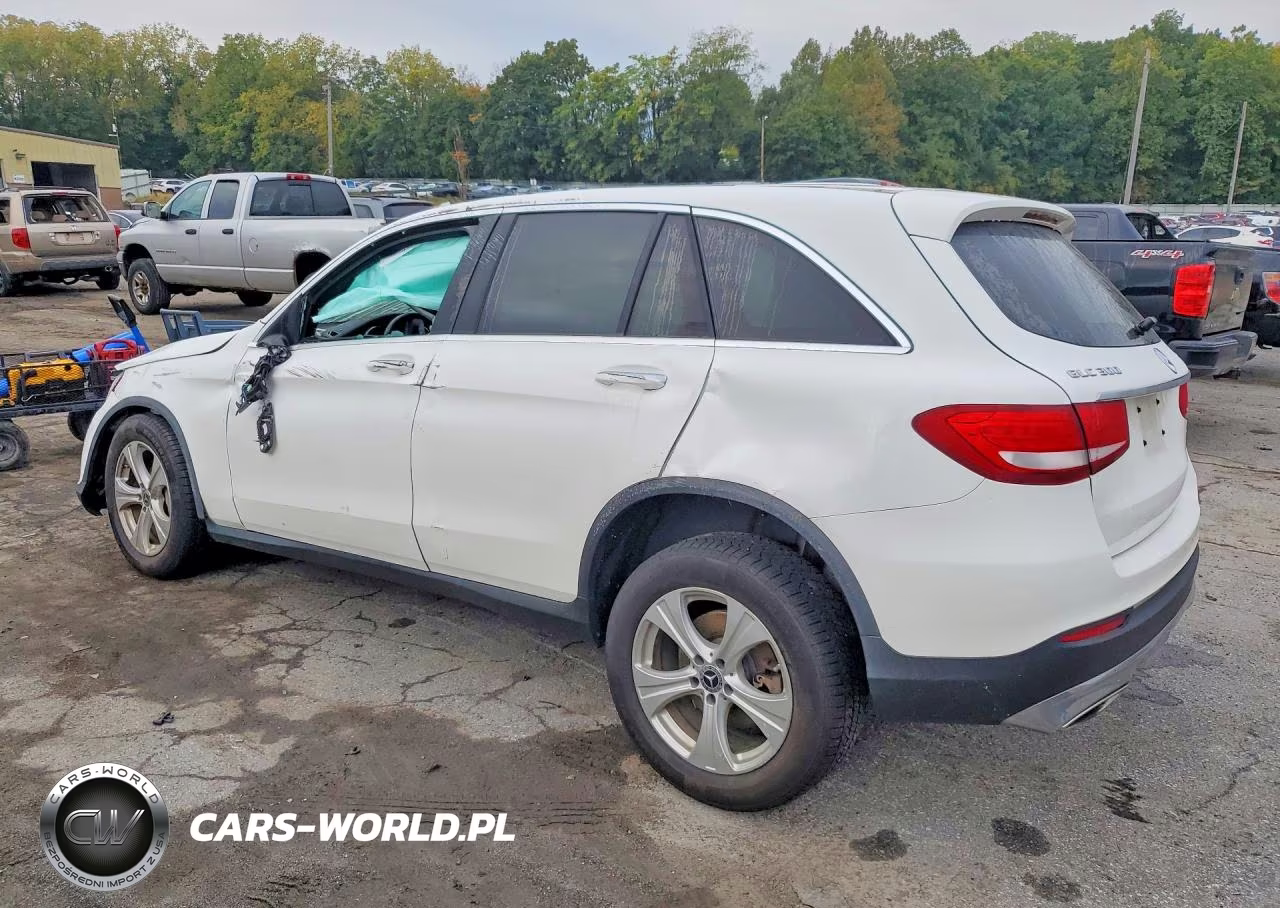 2018 Mercedes-Benz Glc 300 4Matic VIN:WDC0G4KB2JV077002 - 2