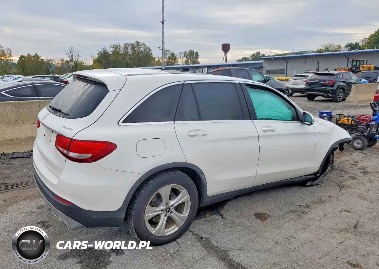 2018 Mercedes-Benz Glc 300 4Matic VIN:WDC0G4KB2JV077002 - 3