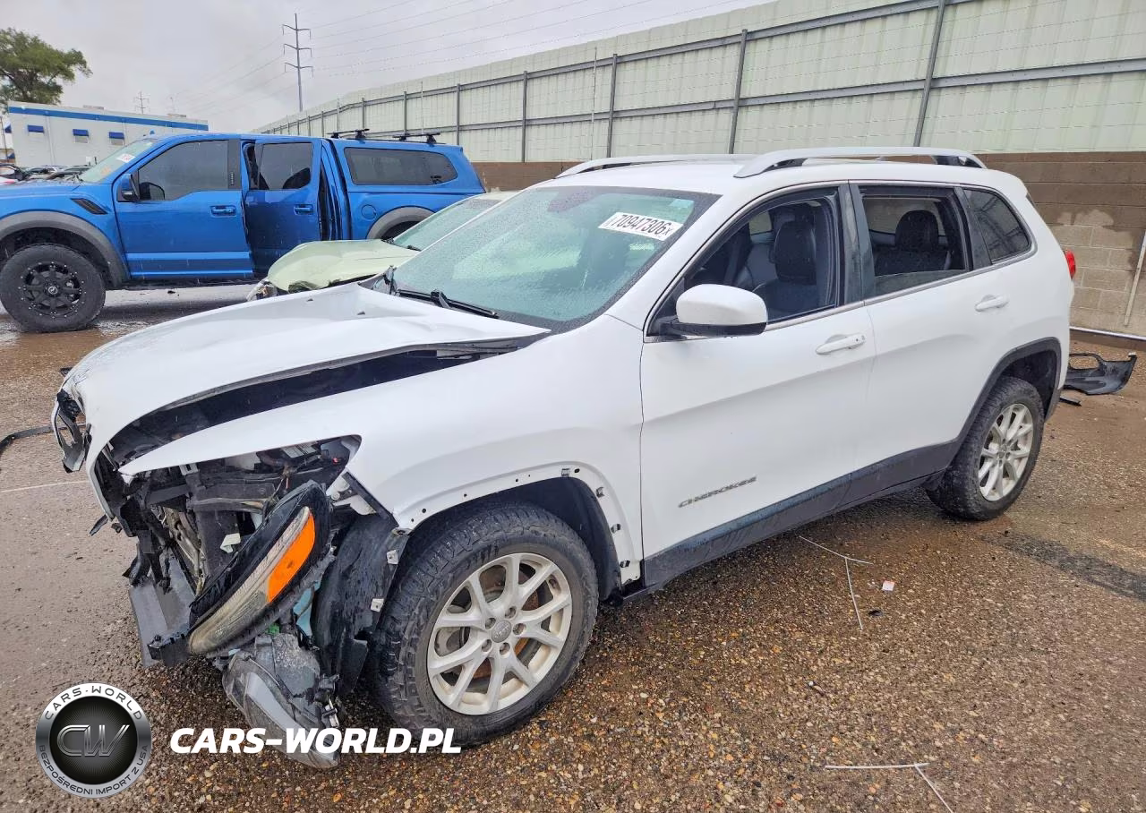 2018 Jeep Cherokee Latitude Plus – zdjęcie 1 z 14