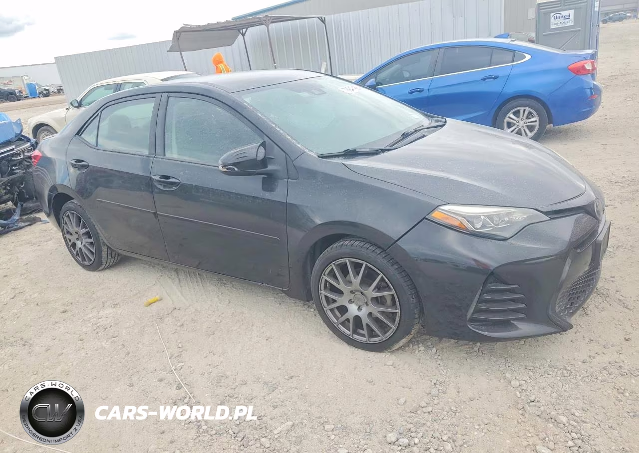2018 Toyota Corolla Se VIN:5YFBURHE9JP741210 - 4