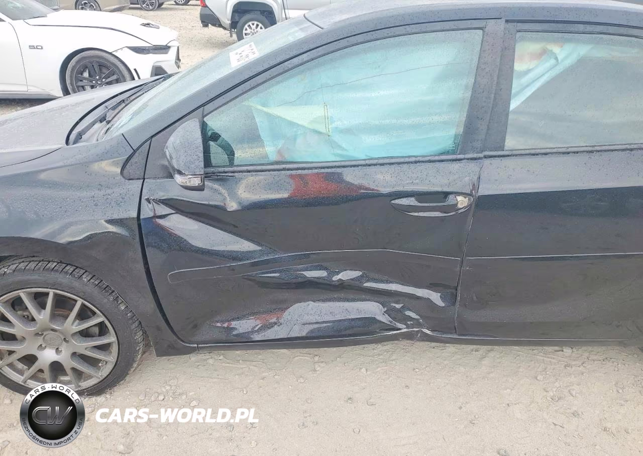 2018 Toyota Corolla Se VIN:5YFBURHE9JP741210 - 7