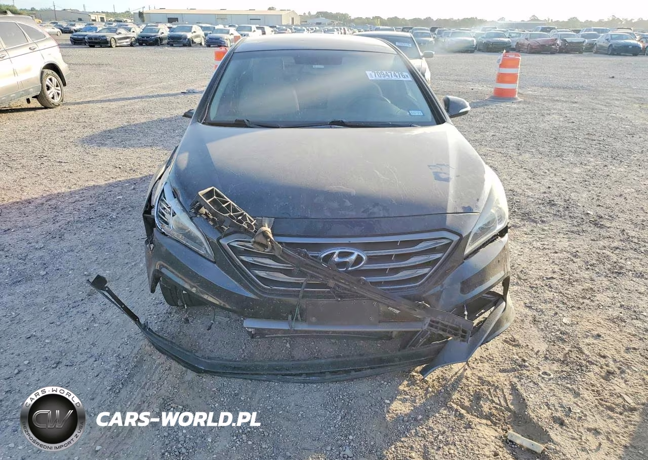 2017 Hyundai Sonata Sport VIN:5NPE34AFXHH571453 - 5