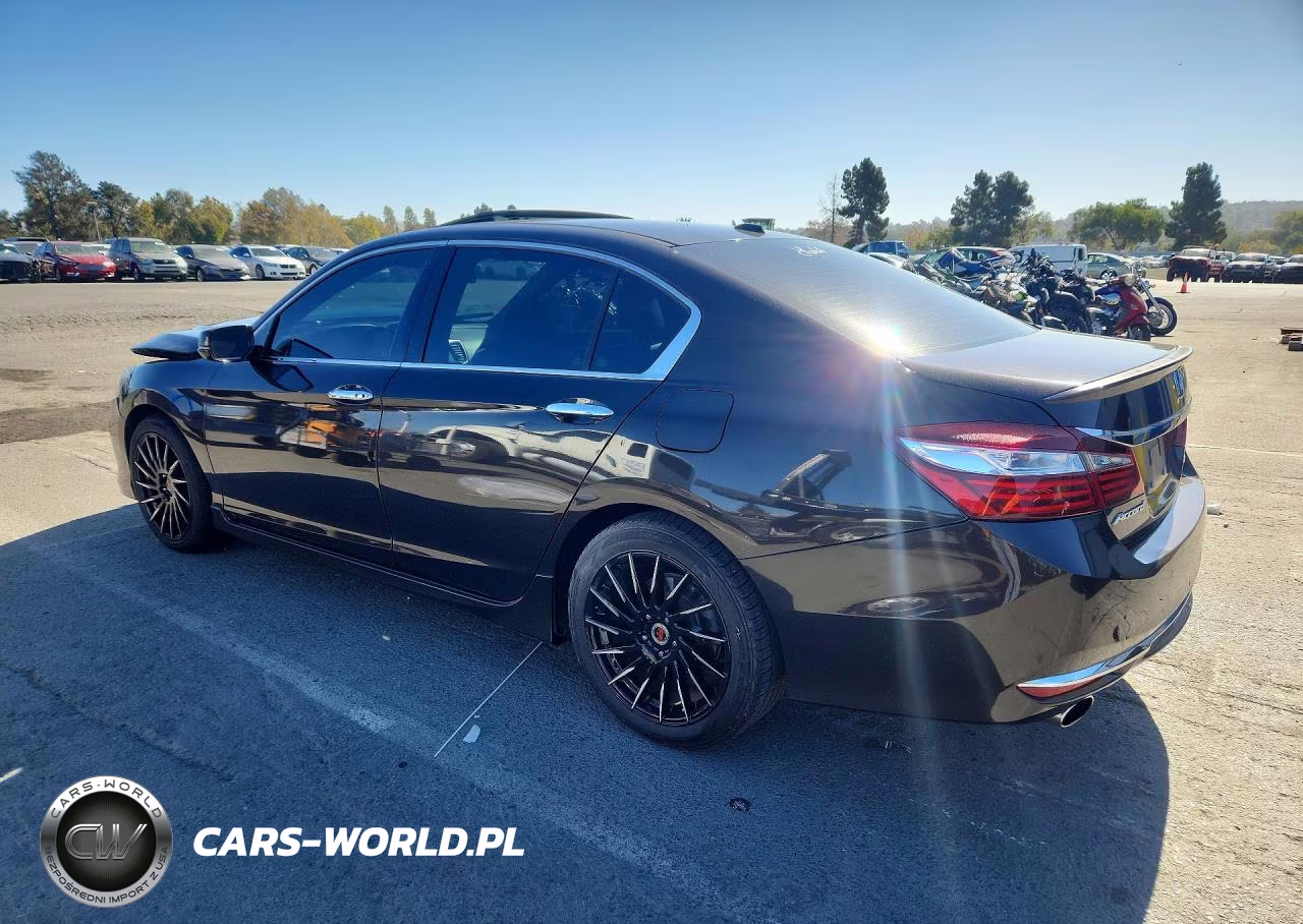 2017 Honda Accord Touring VIN:1HGCR3F96HA033389 - 2