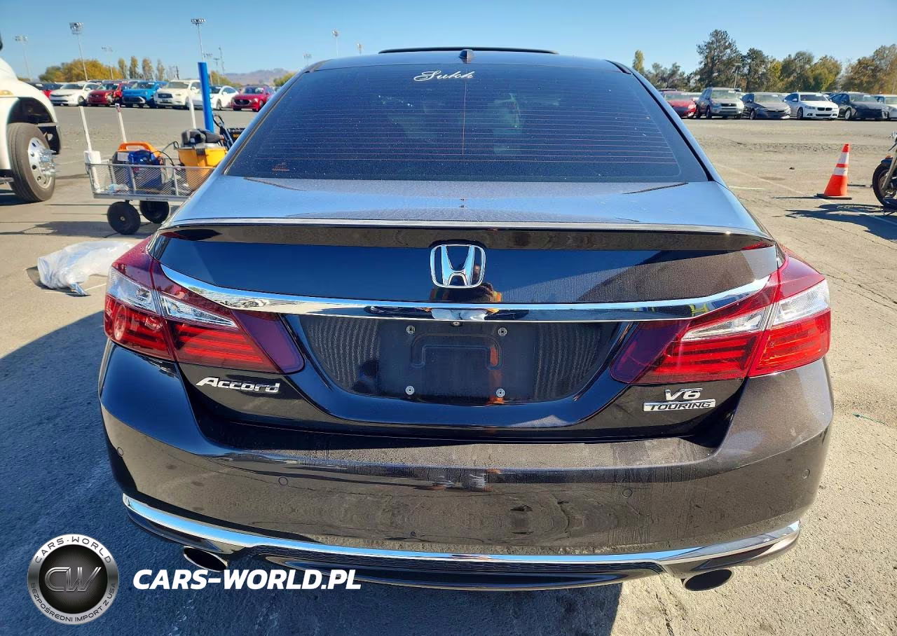 2017 Honda Accord Touring VIN:1HGCR3F96HA033389 - 6