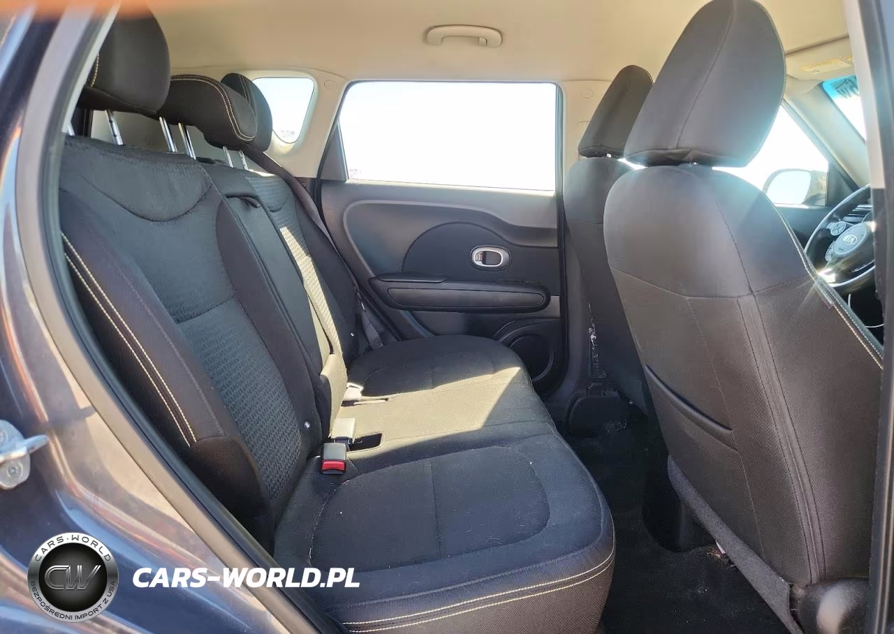 2014 Kia Soul + VIN:KNDJP3A5XE7008603 - 10