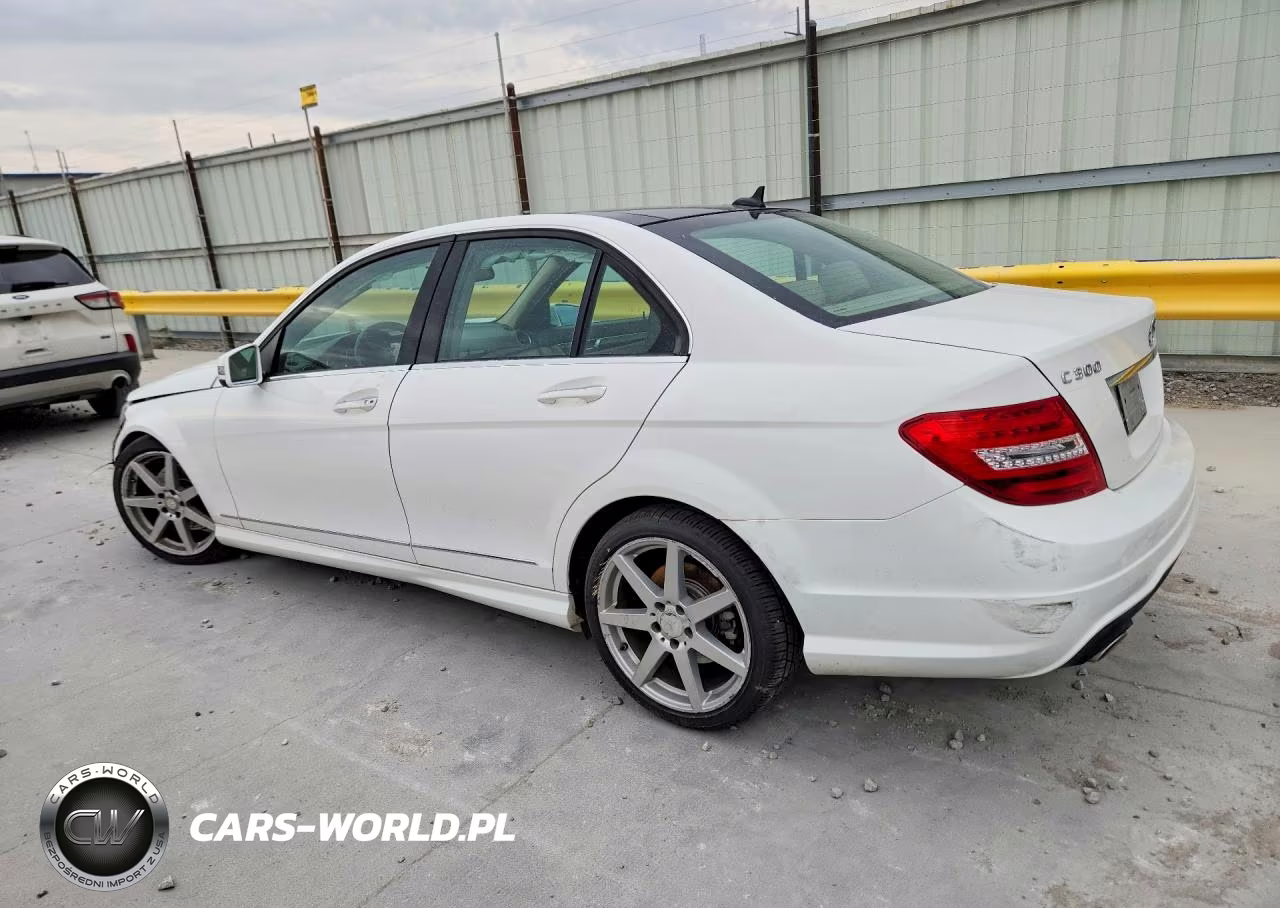 2014 Mercedes-Benz C 300 4Matic VIN:WDDGF8AB3EA957838 - 2