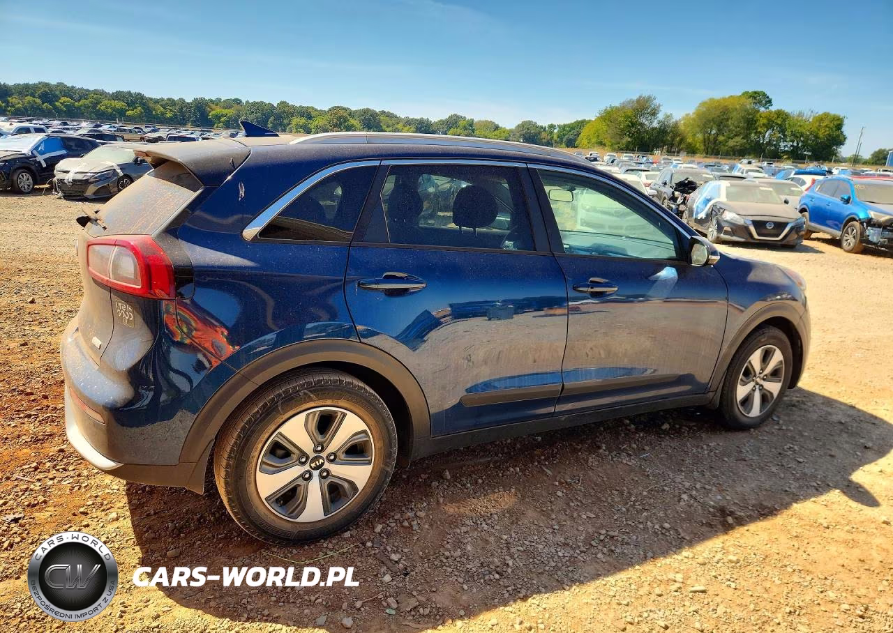 2017 Kia Niro Ex VIN:KNDCC3LCXH5037339 - 3