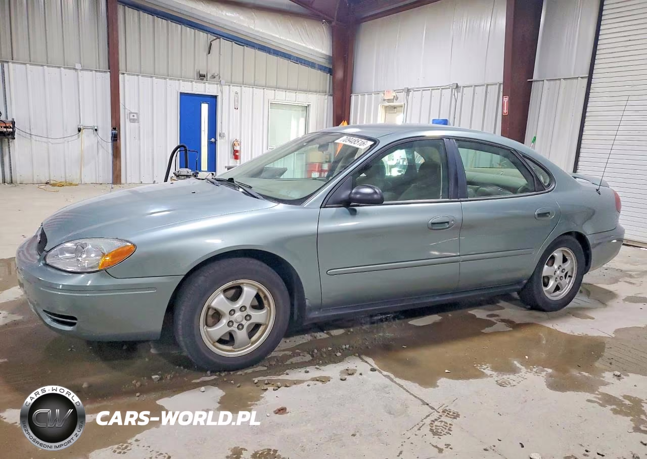 2005 Ford Taurus Se