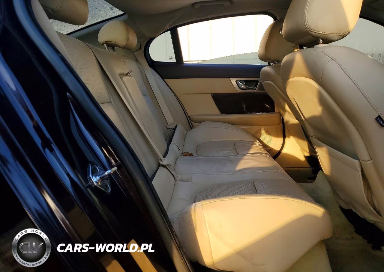 2011 Jaguar Xf Premium VIN:SAJWA0GB4BLS08044 - 10