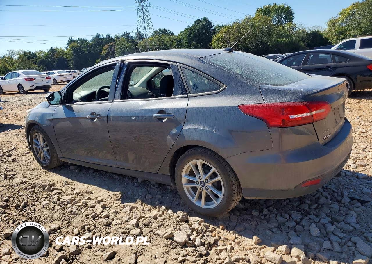2015 Ford Focus Se VIN:1FADP3FEXFL227419 - 2