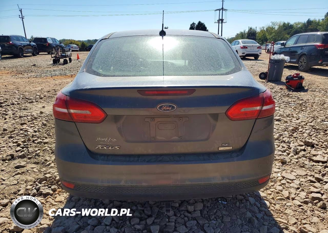 2015 Ford Focus Se VIN:1FADP3FEXFL227419 - 6