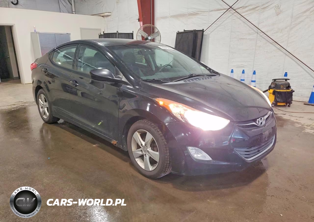2013 Hyundai Elantra Gls VIN:5NPDH4AE4DH454109 - 4