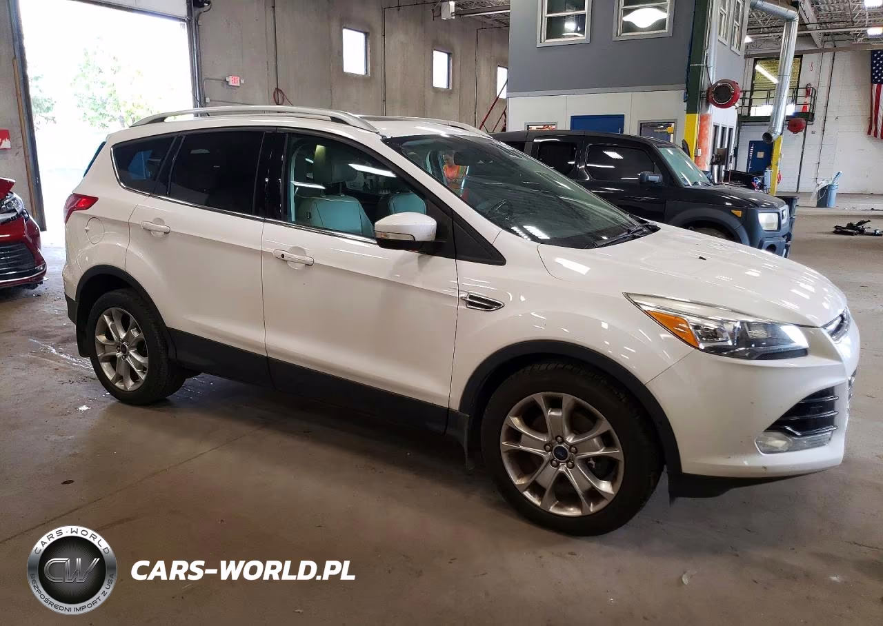 2014 Ford Escape Titanium VIN:1FMCU0J97EUA62697 - 4
