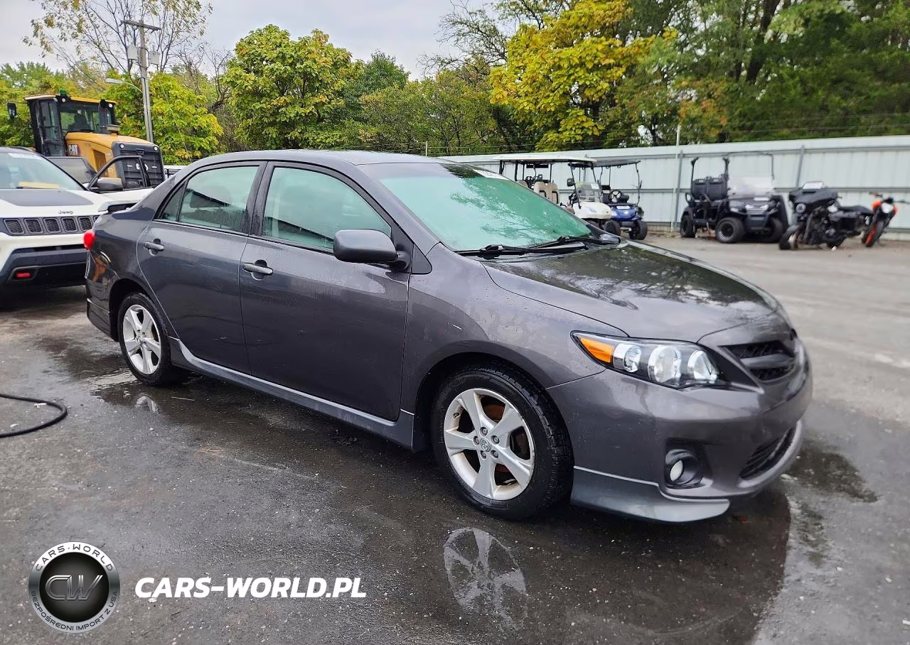 2012 Toyota Corolla S VIN:2T1BU4EE9CC760074 - 4