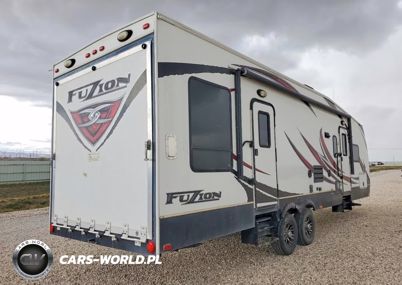 2013 Keystone Fuzion Camper VIN:4YDT30029DF810894 - 4