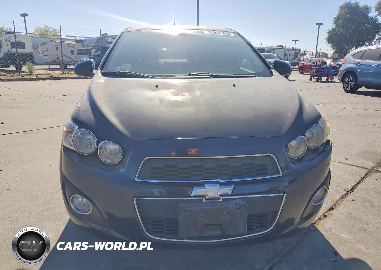 2014 Chevrolet Sonic Lt VIN:1G1JC5SG5E4126494 - 5