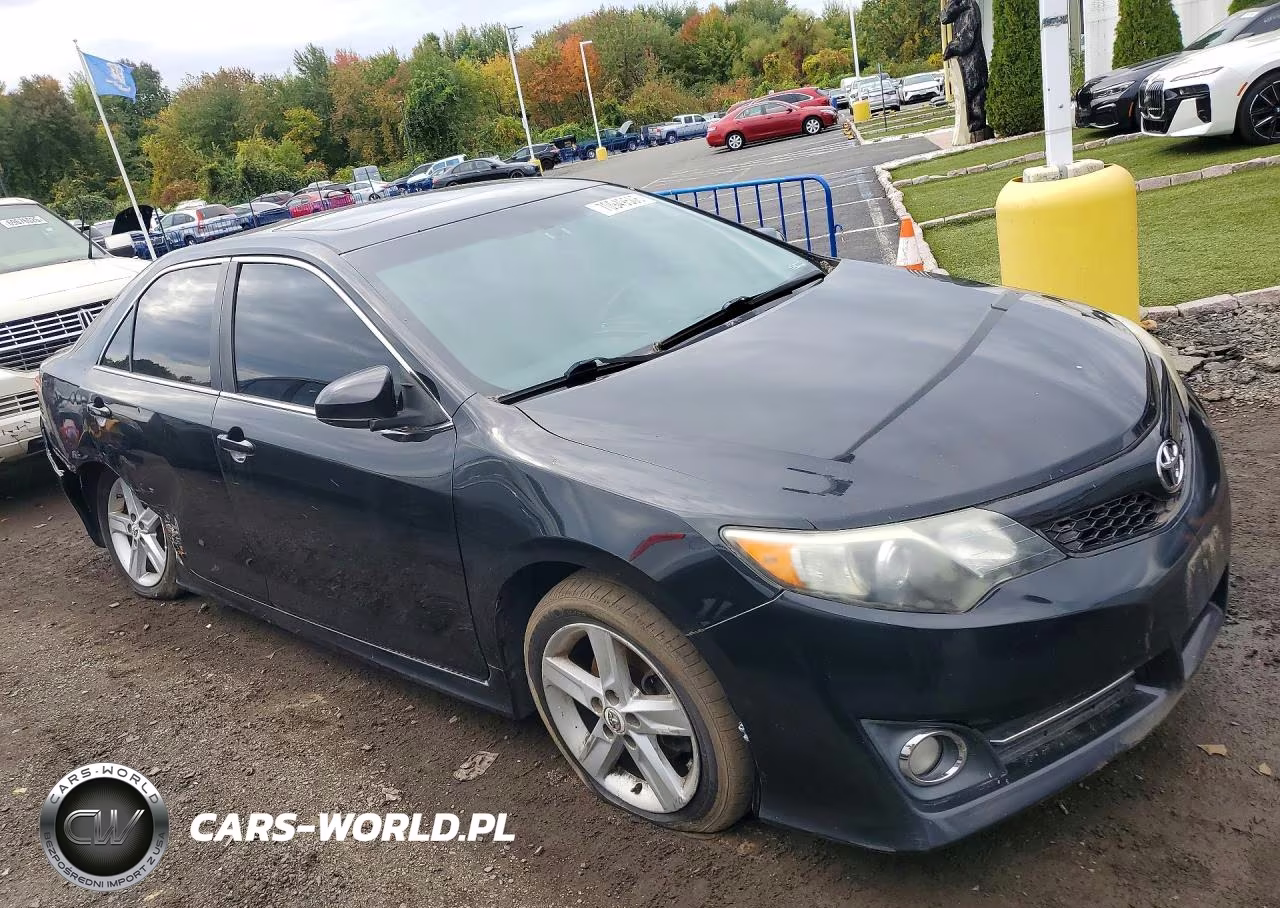 2012 Toyota Camry Se VIN:4T1BF1FK3CU075922 - 4