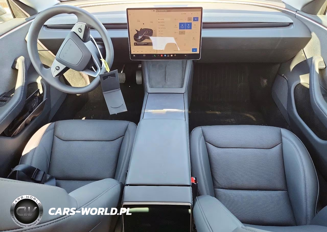 2025 Tesla Model 3 VIN:5YJ3E1EA2SF933487 - 8