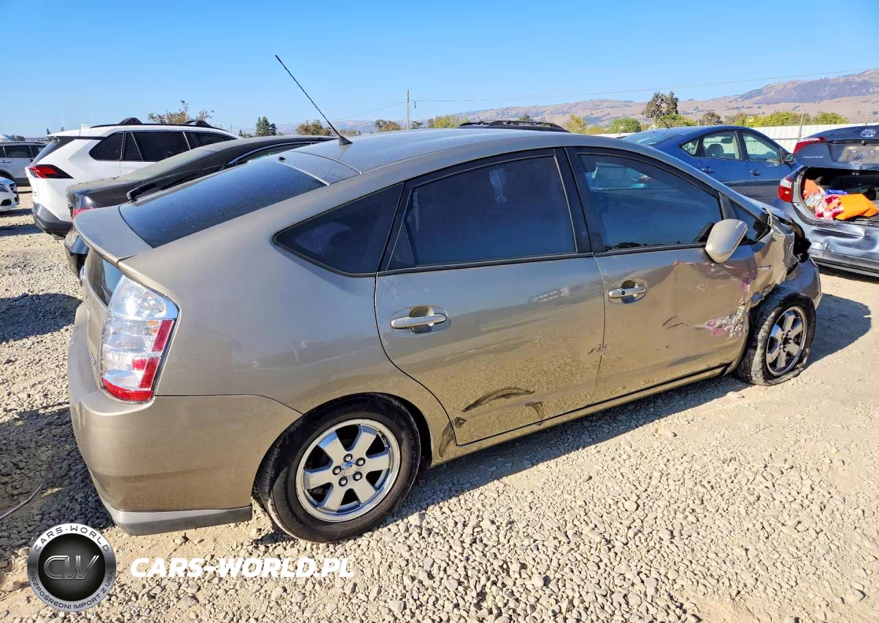 2008 Toyota Prius Base VIN:JTDKB20U187725952 - 3