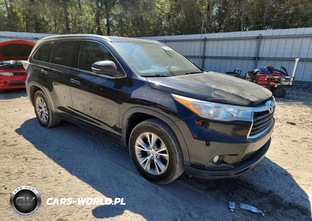2015 Toyota Highlander Xle VIN:5TDKKRFH8FS112796 - 4
