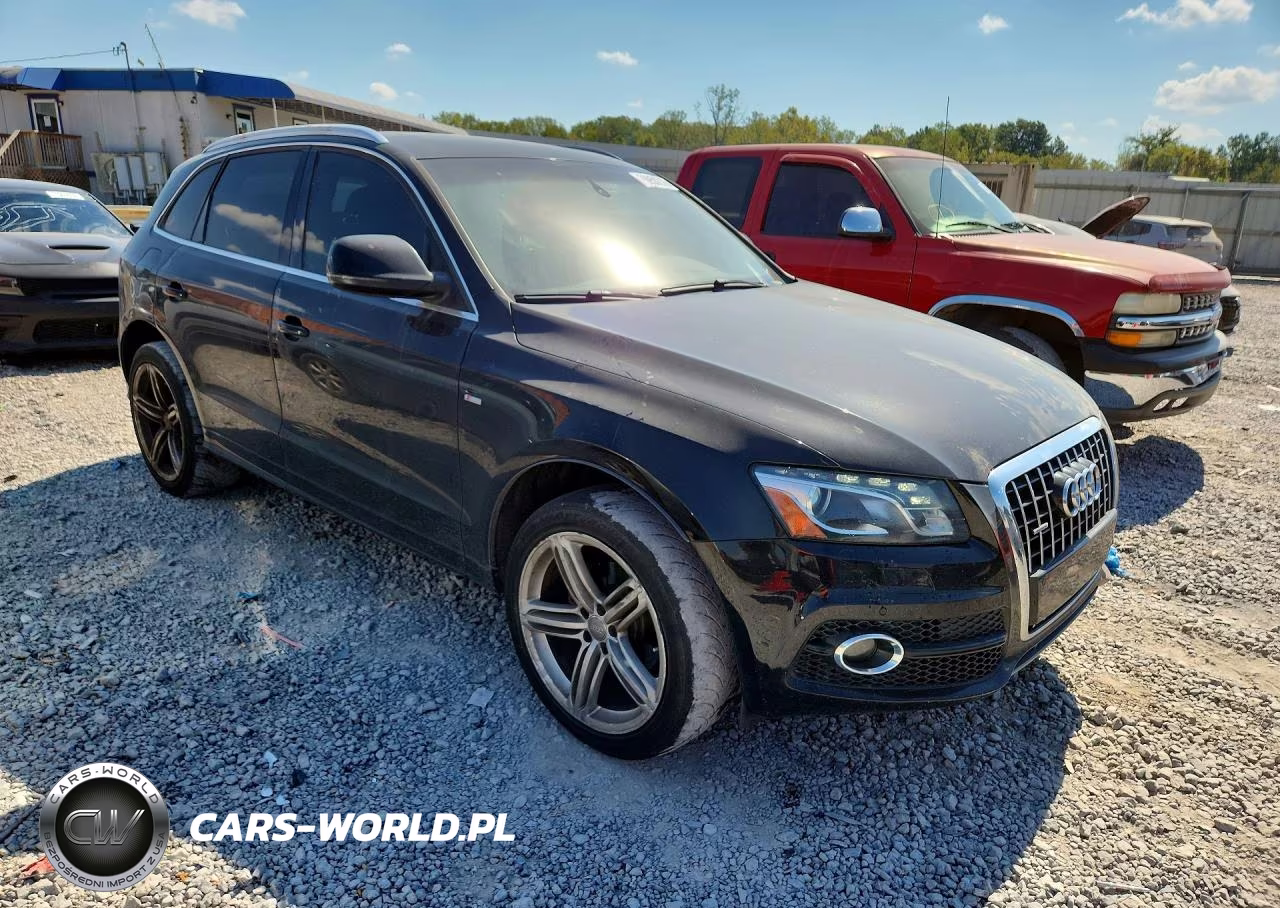2011 Audi Q5 Prestige VIN:WA1WKAFP4BA106716 - 4