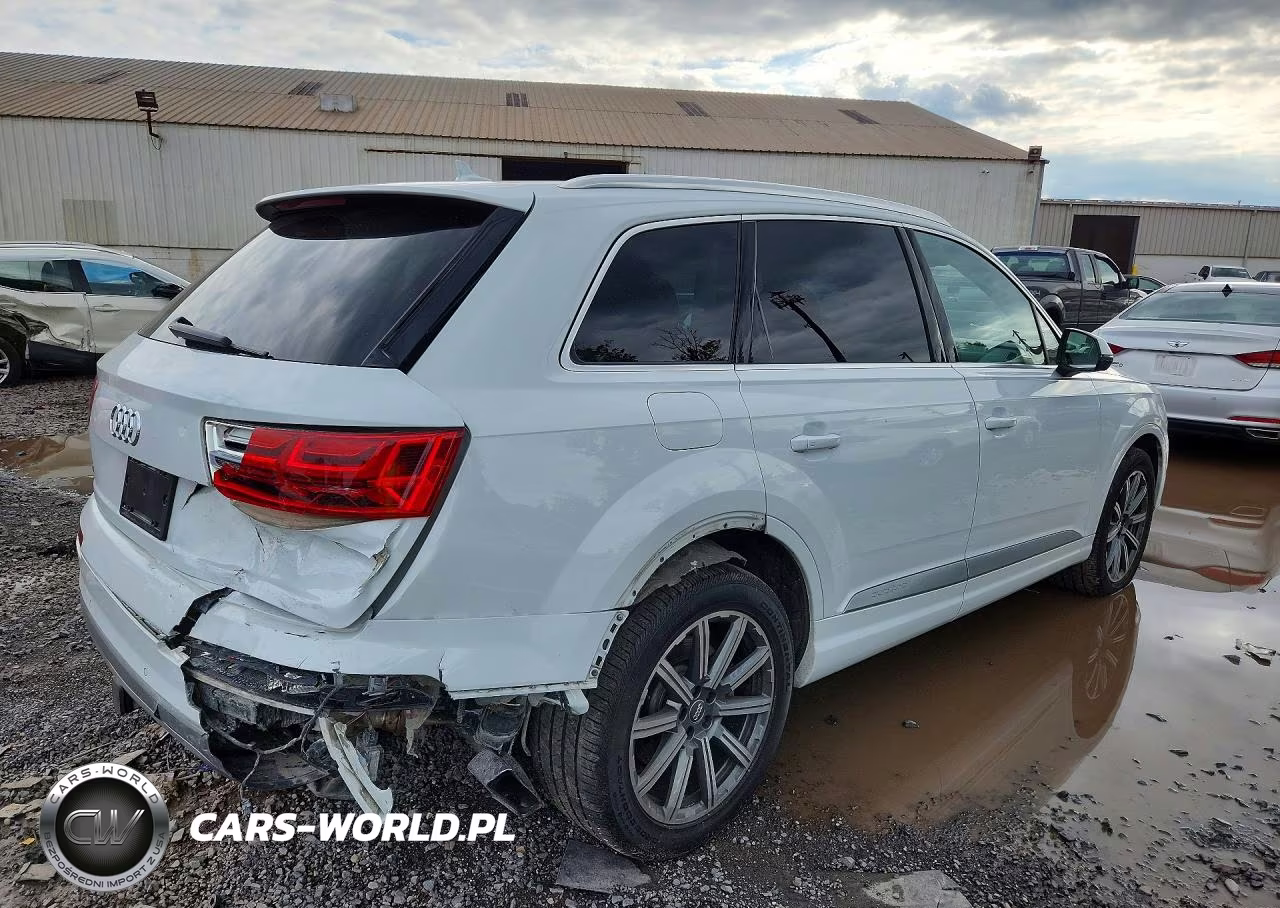 2019 Audi Q7 Premium Plus VIN:WA1LAAF74KD005843 - 3