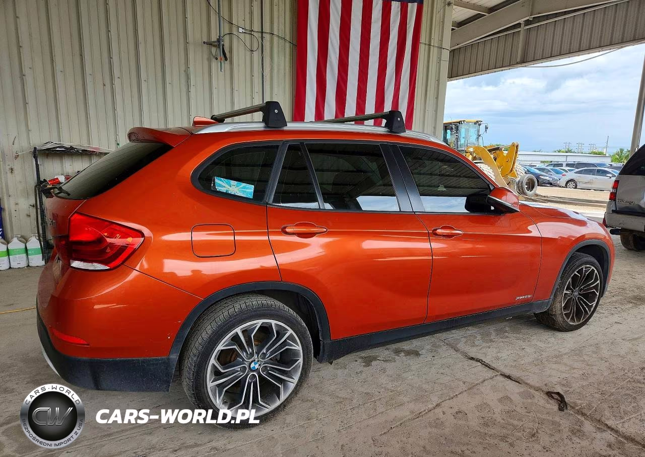 2013 BMW X1 xDrive28I VIN:WBAVL1C58DVR82926 - 3