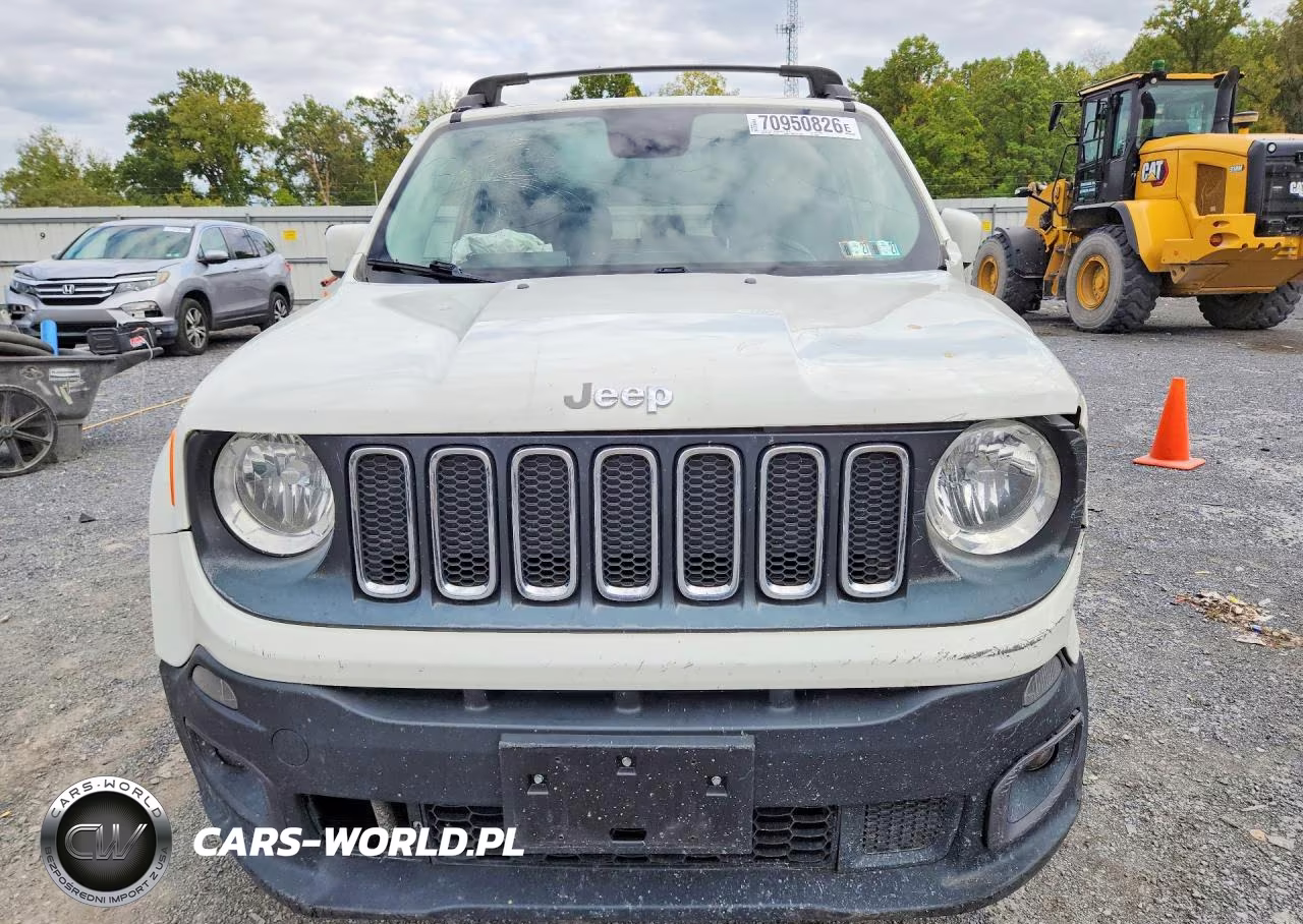 2017 Jeep Renegade Latitude VIN:ZACCJBBBXHPE49020 - 5