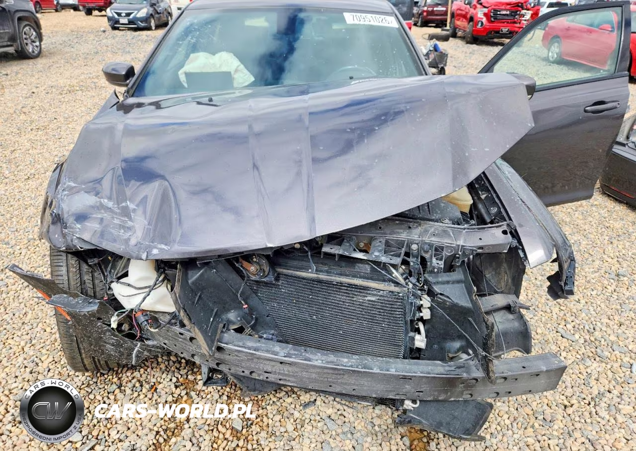 2021 Chrysler 300 S VIN:2C3CCABG4MH541112 - 11