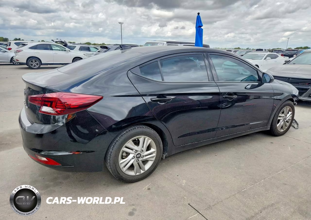 2020 Hyundai Elantra Sel VIN:5NPD84LF8LH587444 - 3