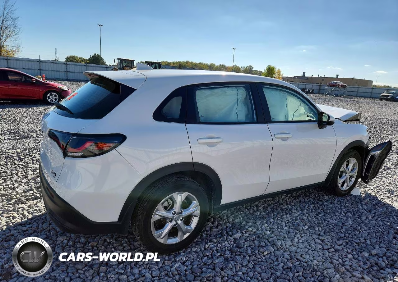 2025 Honda Hr-V Lx VIN:3CZRZ2H37SM740842 - 3