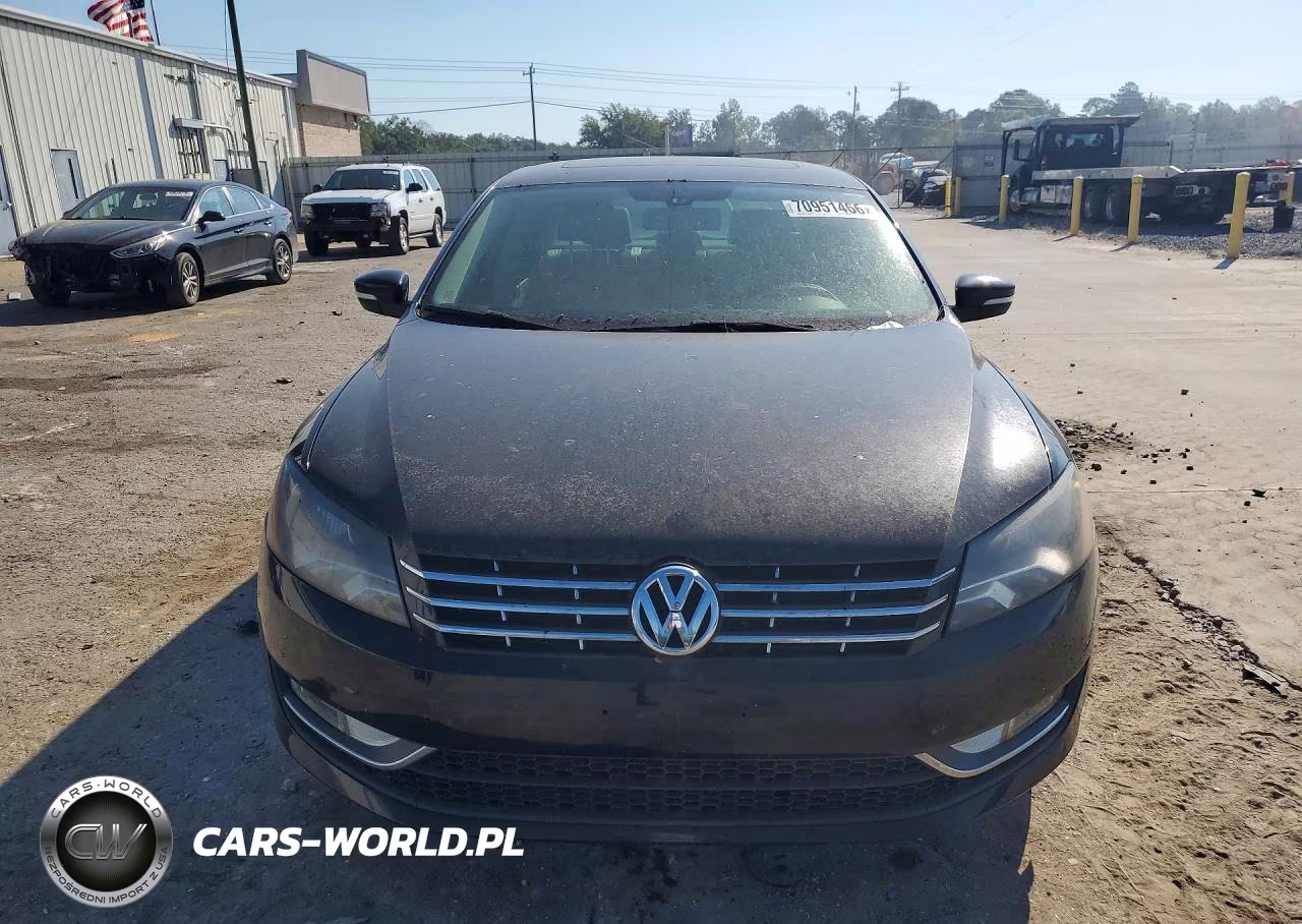 2013 Volkswagen Passat Sel VIN:1VWCN7A35DC055836 - 5