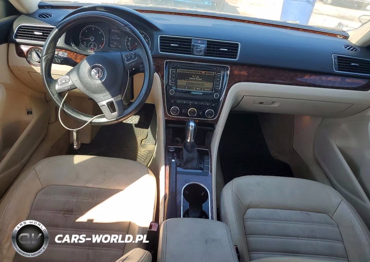 2013 Volkswagen Passat Sel VIN:1VWCN7A35DC055836 - 8