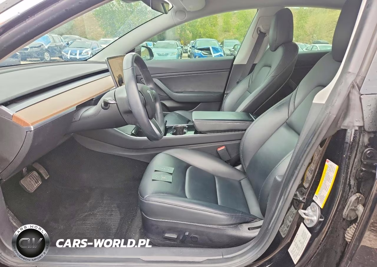 2019 Tesla Model 3 VIN:5YJ3E1EB0KF384770 - 7