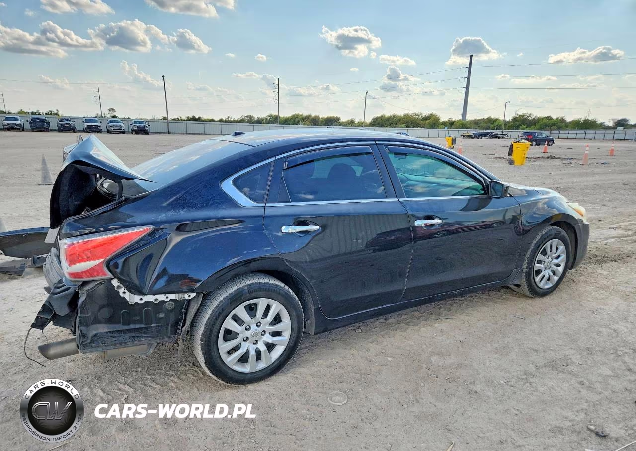 2015 Nissan Altima 2.5 S VIN:1N4AL3AP6FN878686 - 3
