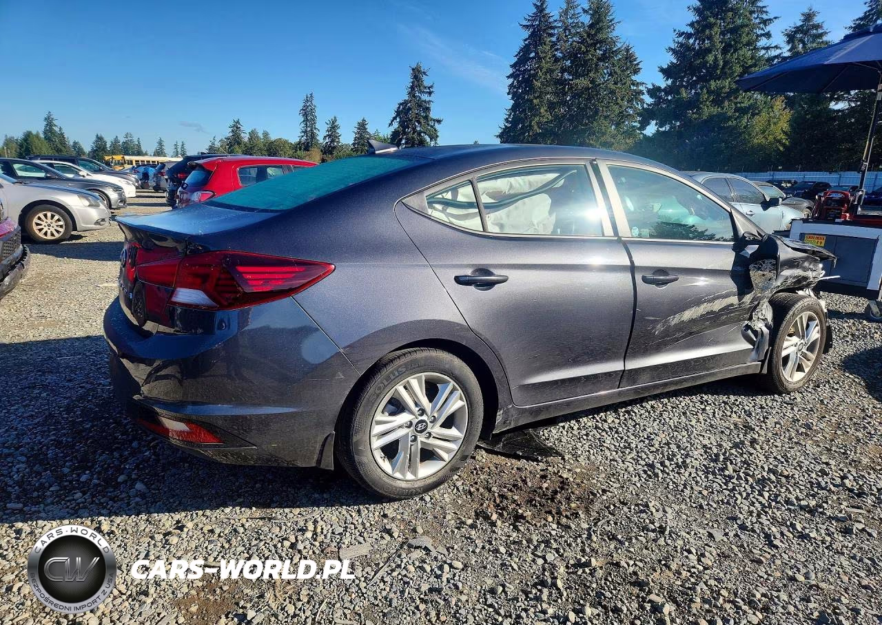 2020 Hyundai Elantra Sel VIN:5NPD84LF5LH590687 - 3